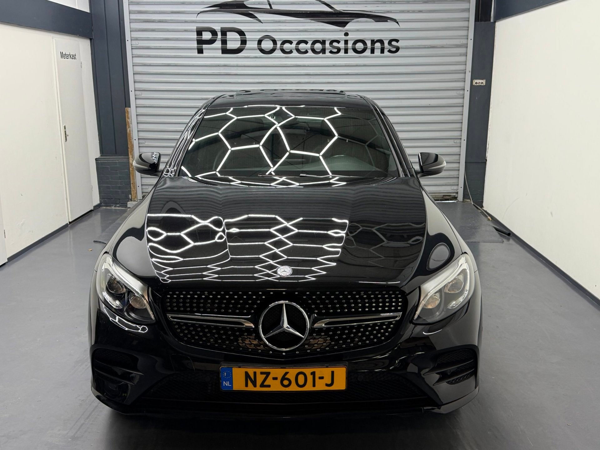 Mercedes-Benz GLC-klasse Coupé 250 4MATIC AMG - Pano - Came, Automaat, Dealer onderhouden, Lichtsensor, Gebruikt