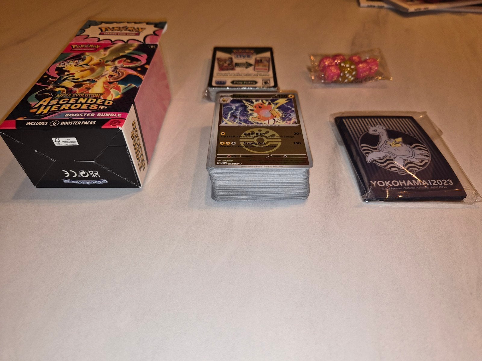 Stapel met glimmende foil Pokémon kaarten, Ophalen of Verzenden, Zo goed als nieuw, Meerdere kaarten, Foil