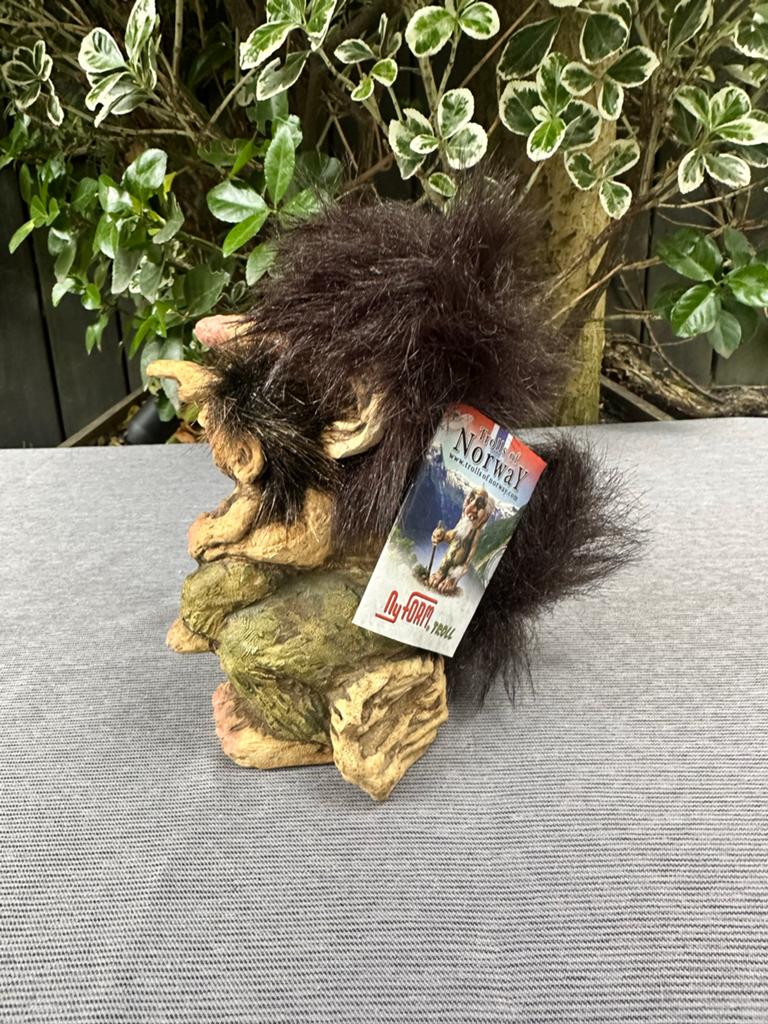 Trol met kind - Noorse folklore figuur, Ophalen, Zo goed als nieuw