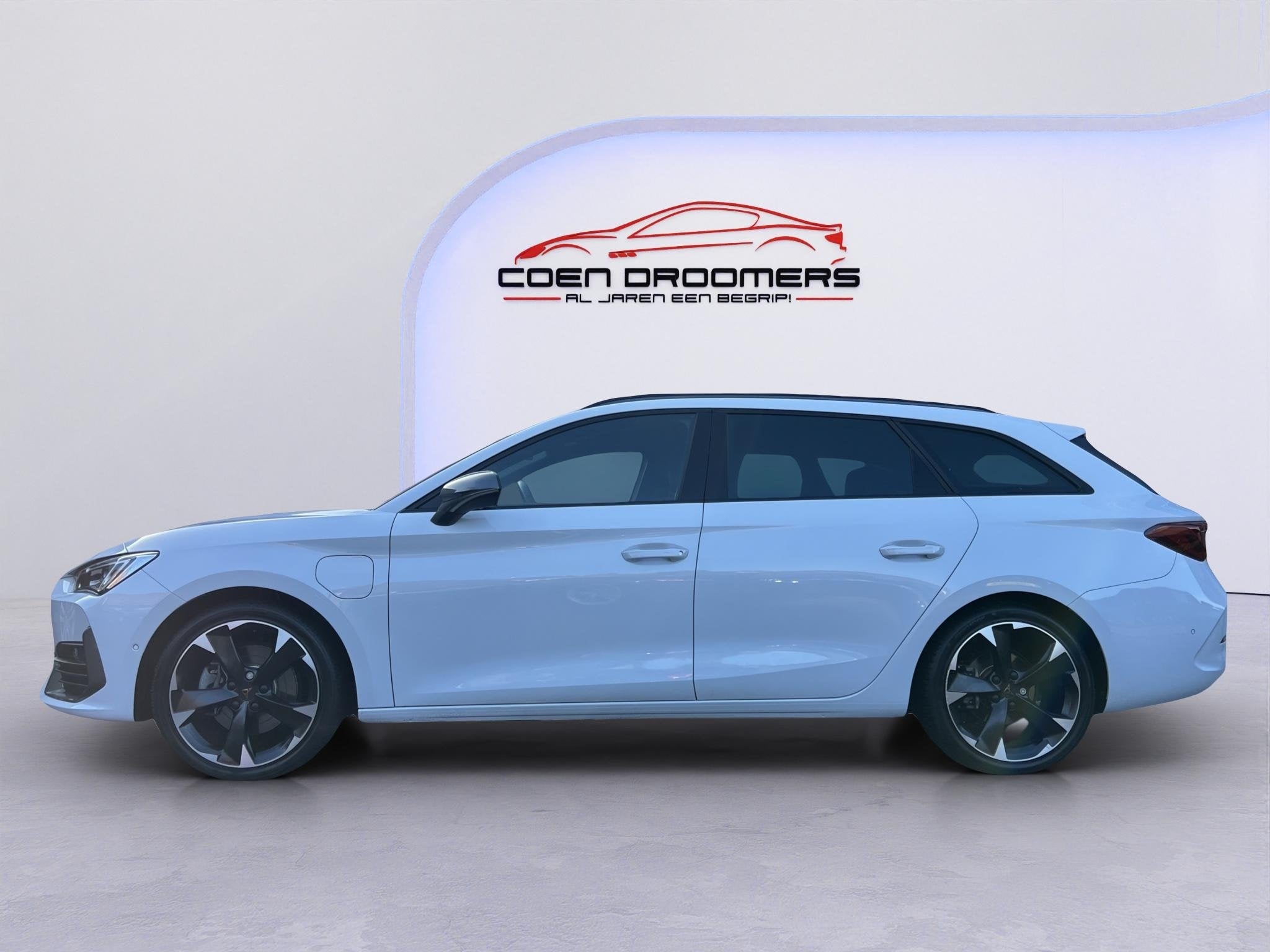 CUPRA Leon Sportstourer 1.4 e-Hybrid Business /Apple Carplay, Auto's, Stof, Gebruikt, 4 cilinders, 1589 kg