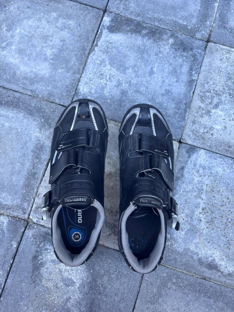 Shimano wielrenschoenen voor klikpedalen. Maat 36, Ophalen, Gebruikt, Schoenen