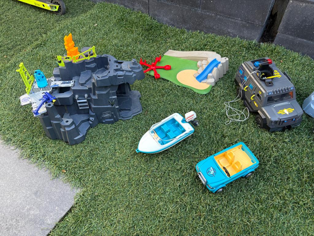 Grote Playmobil set met voertuigen en accessoires, Ophalen, Gebruikt, Complete set