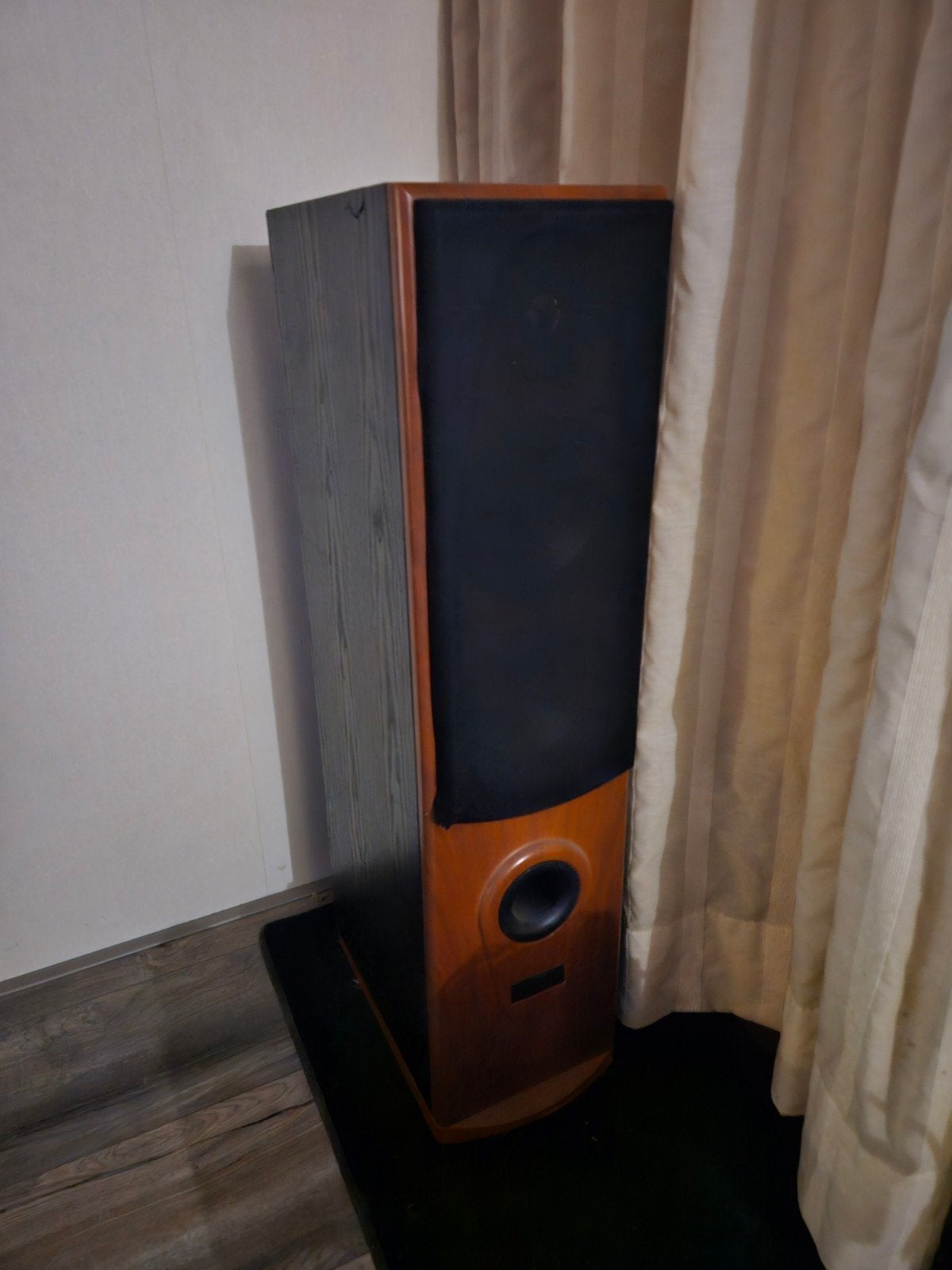 Eltax Linear Response 8. Vloerstaande luidspreker - Houten a, Vloerstaande luidspreker, Gebruikt, Geschikt voor surround/home cinema