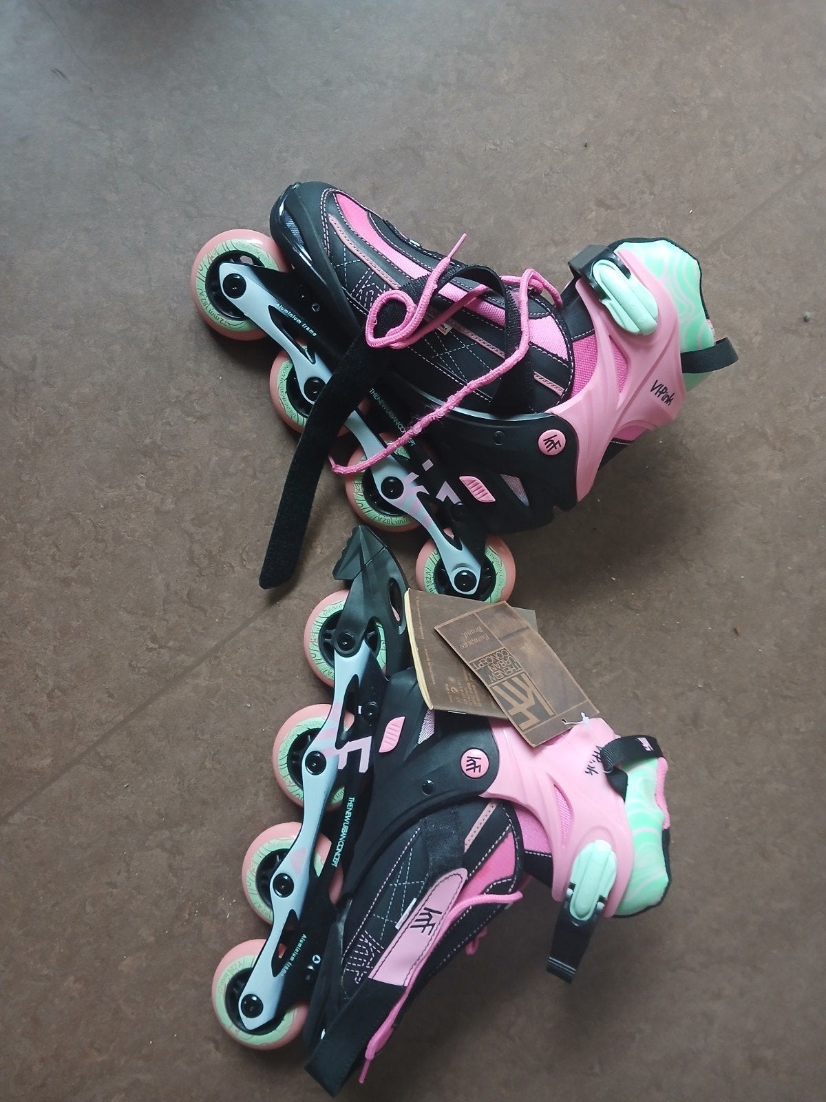 KRF skates, VIPink maat 38-41, Sport en Fitness, Overige merken, Verstelbaar, Nieuw, Ophalen of Verzenden