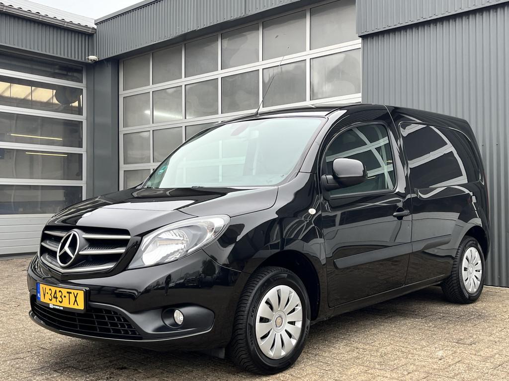 Mercedes-Benz Citan 111 CDI BlueEFFICIENCY 110pk Airco Cruis, Auto's, Voorwielaandrijving, Stof, Gebruikt, 4 cilinders