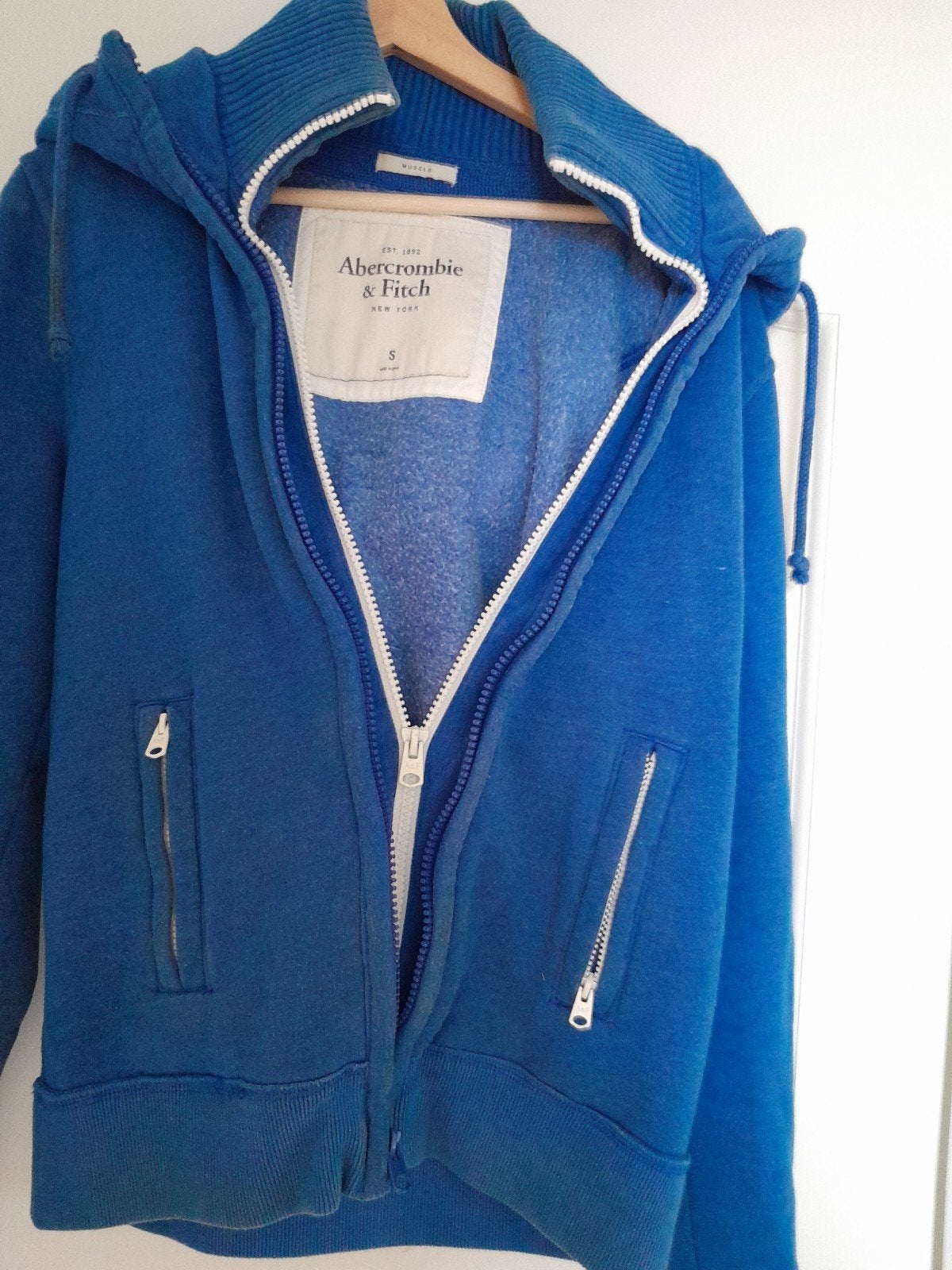 Abercrombie & Fitch hoodie - Maat S, Blauw, Ophalen of Verzenden, Abercrombie & Fitch, Gedragen