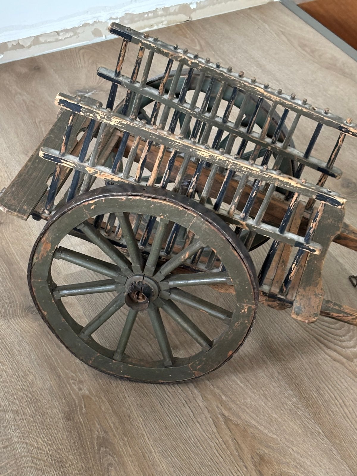 Antiek houten speelgoed karretje, Antiek en Kunst, Antiek | Speelgoed, Ophalen
