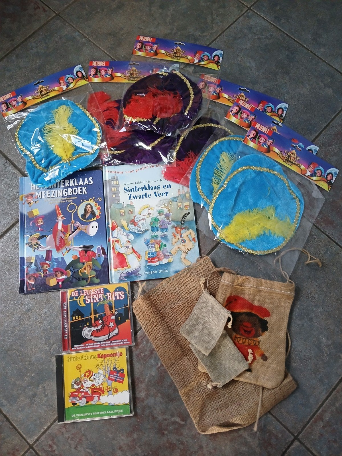 Sinterklaas spullen ook los te koop., Diversen, Ophalen, Zo goed als nieuw