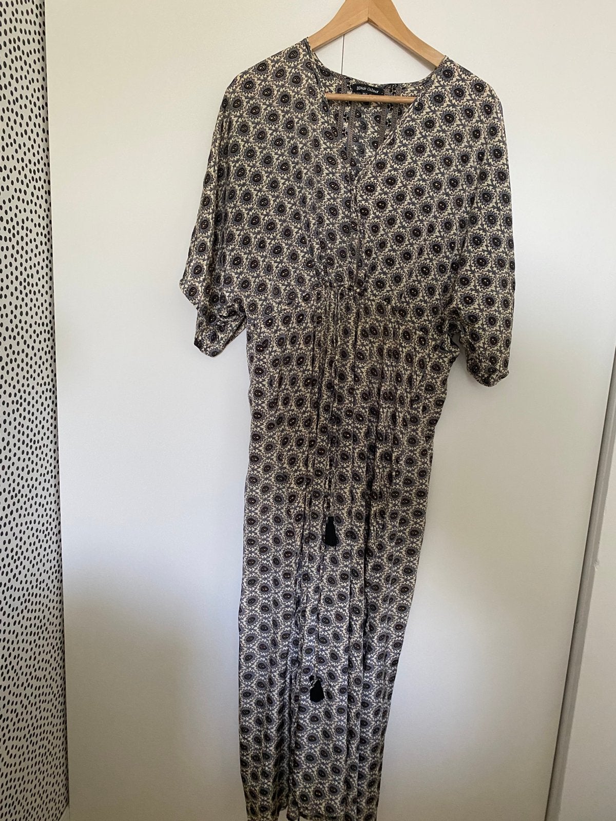 Heel veel dameskleding; jurken, blouses,gilet, vesten, tops!, Ophalen of Verzenden, Zo goed als nieuw, Maat 42/44 (L), Onder de knie