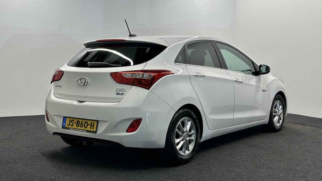 Hyundai i30 1.6 GDi i-Motion CAMERA NAVI CRUISE ECC LM., Voorwielaandrijving, Euro 5, 4 cilinders, Met garantie (alle)