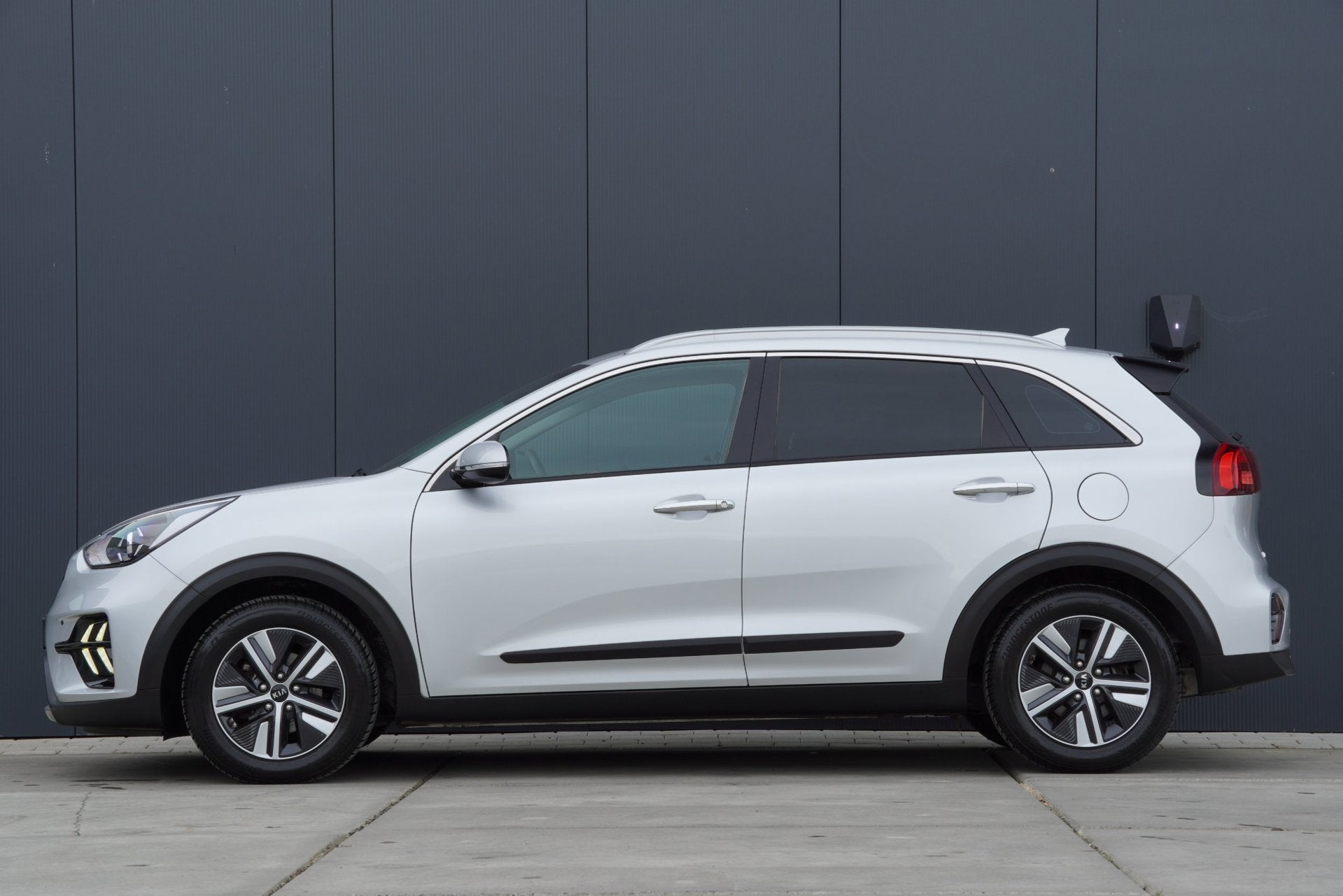 Kia Niro 1.6 GDi Hybrid DynamicLine 2019 Camera Navi Airco C, Auto's, Automatische klimaatregeling, Stof, Gebruikt, Origineel Nederlands