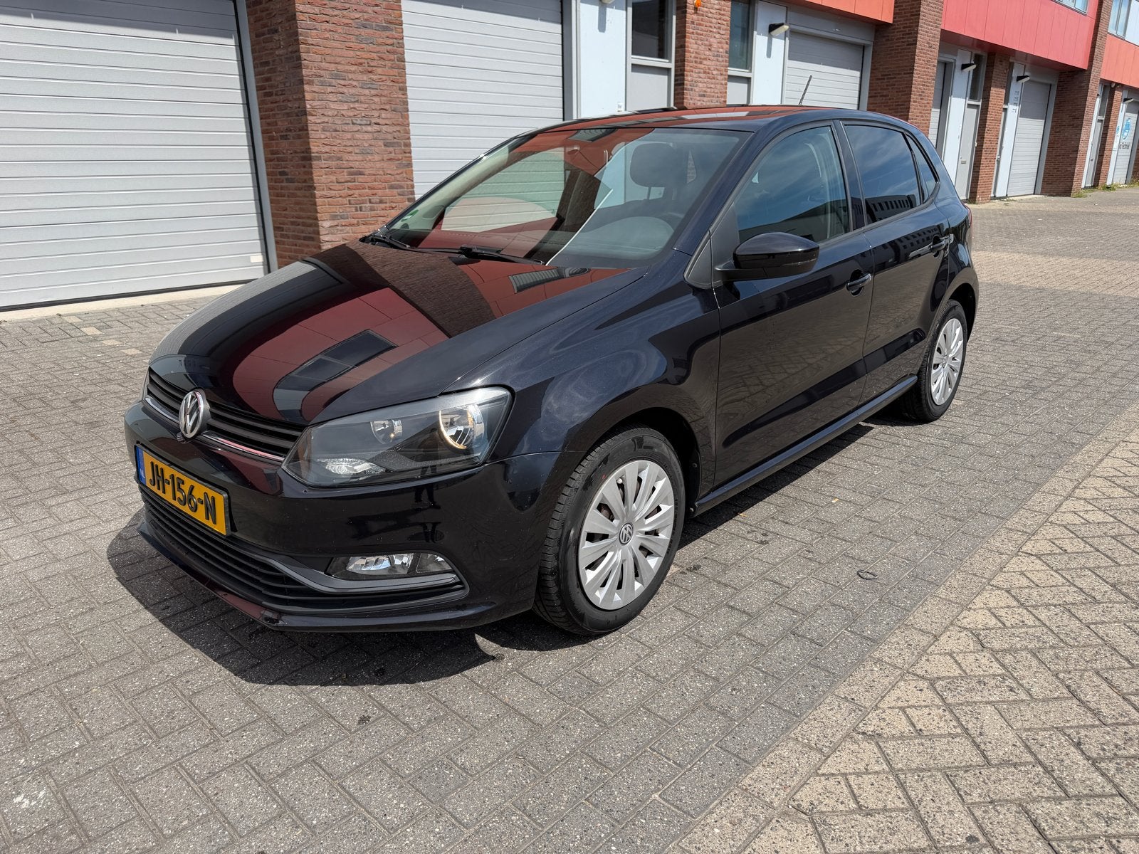 Volkswagen Polo 1.0 TSI 55KW 2014 Zwart, Auto's, Zwart, Particulier, 3 cilinders, Geïmporteerd