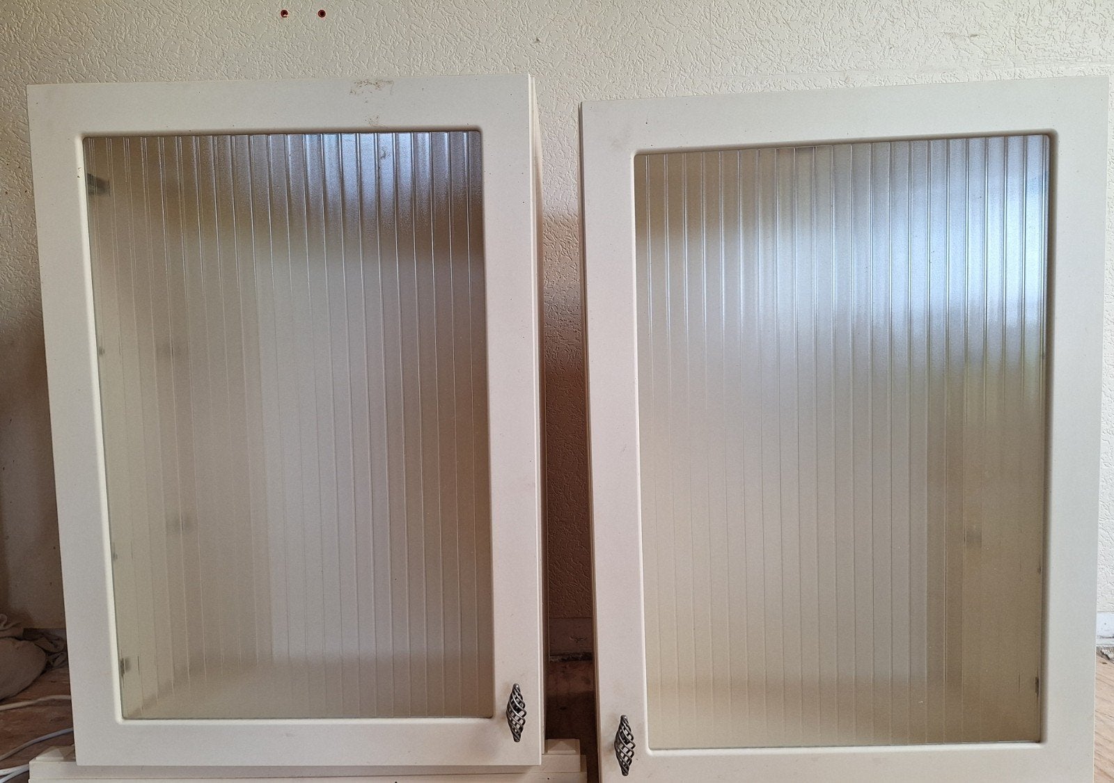 Keukenkastjes boven/hang in vanille kleur, Ophalen, Gebruikt, Geel, Minder dan 100 cm