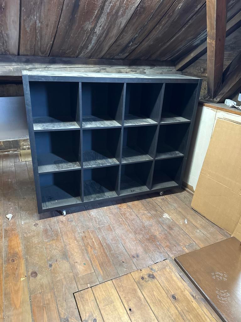 Kallax kast 4x3 hoog op wielen met achterplaat 2 stuks, Ophalen of Verzenden, Zo goed als nieuw, 25 tot 50 cm, Minder dan 100 cm