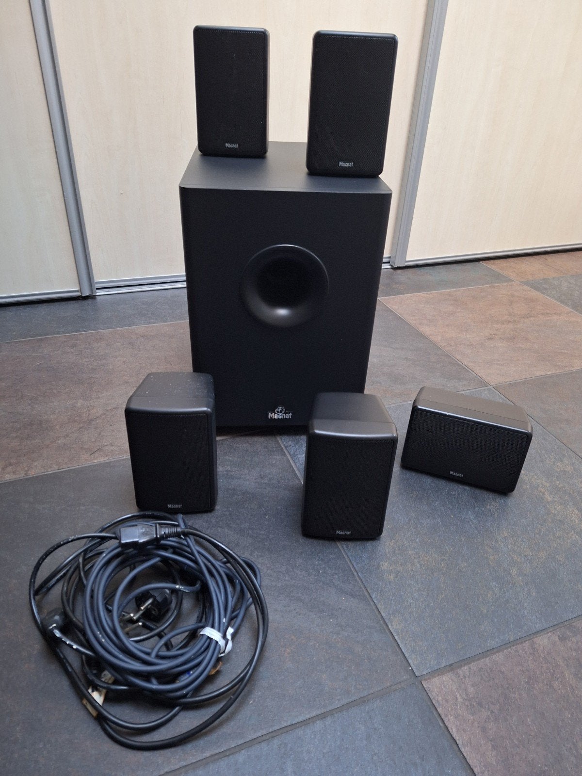 Magnat Active Subwoofer en Satelliet 5 Speakers, Ophalen, 3.1-systeem, 70 watt of meer, Overige merken
