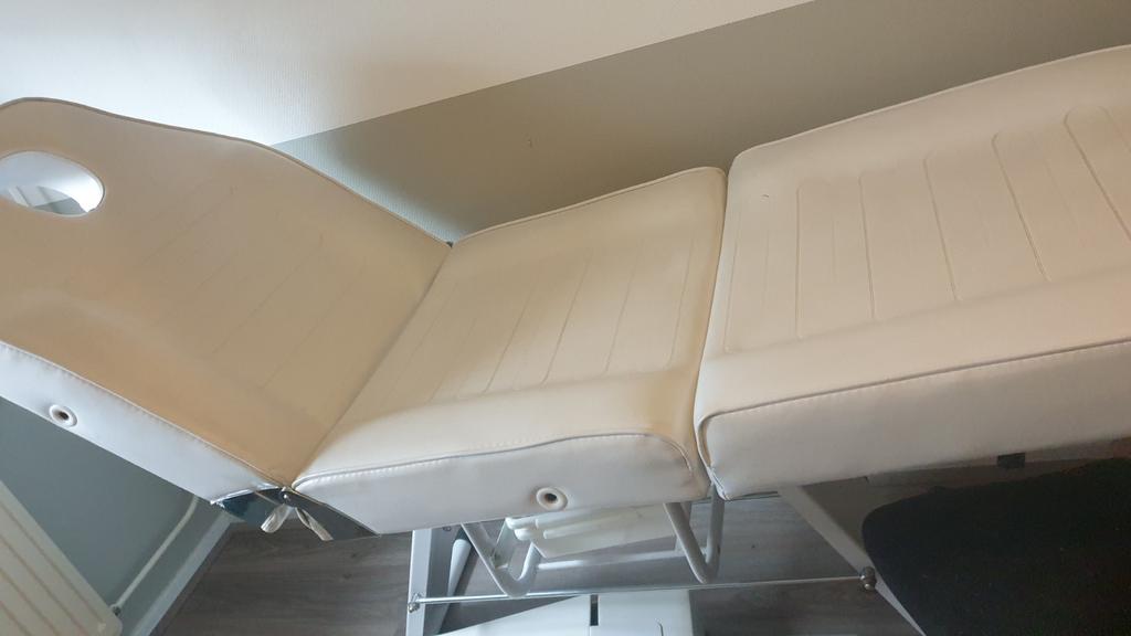 Massage stoel, Ophalen, Zo goed als nieuw, Massagetafel
