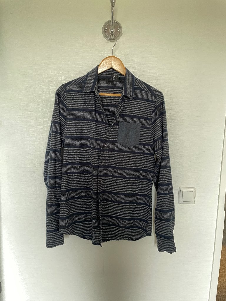 Kultivate blauw grijs overhemd small - flanel - valt medium, Kleding | Heren, Blauw, Zo goed als nieuw, Kultivate, Halswijdte 39/40 (M)