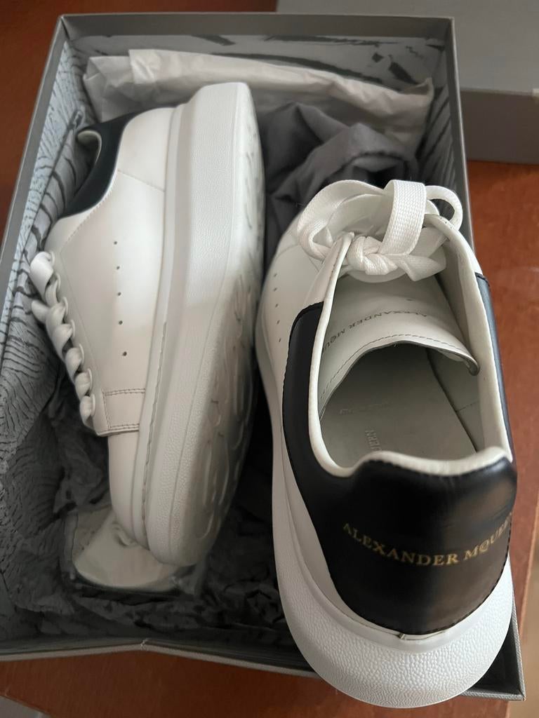 Alexander McQueen sneakers - Maat 41 - Zo goed als nieuw, Ophalen of Verzenden, Zo goed als nieuw, Sneakers of Gympen