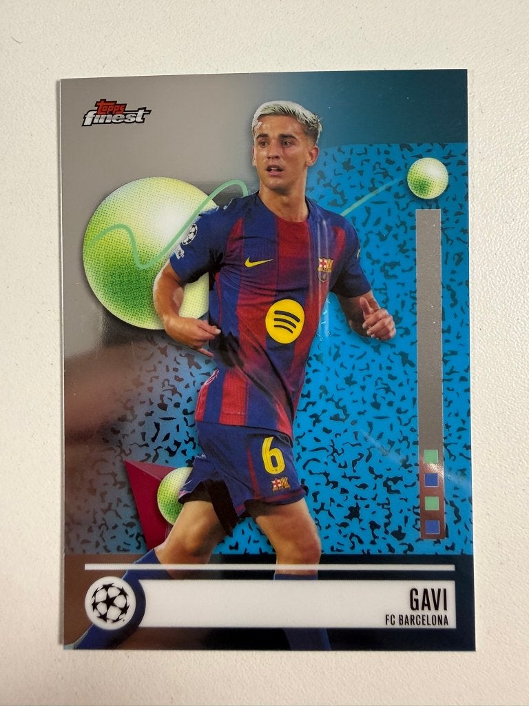 195 Gavi Topps Finest 2025-26, Ophalen of Verzenden, Nieuw, Buitenlandse clubs, Poster, Plaatje of Sticker