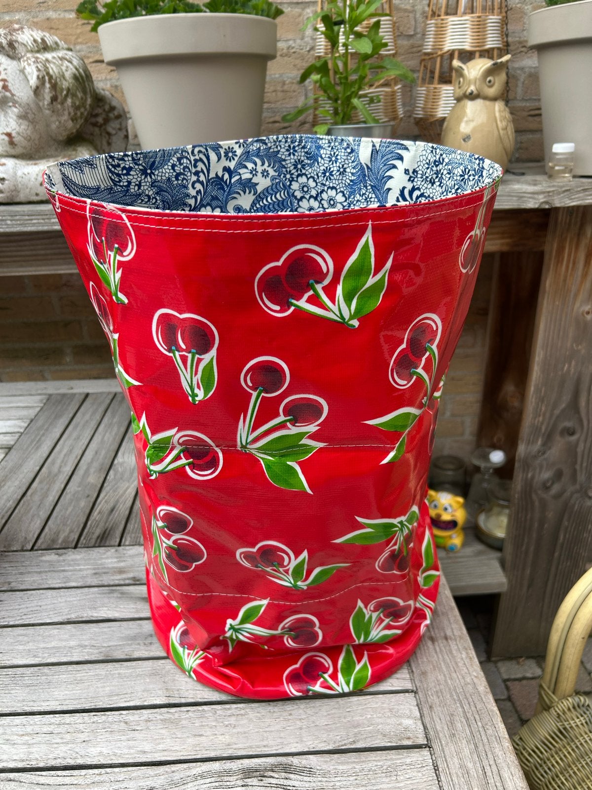 kitsch kitchen opbergmand met kersenprint en bloemen, Gebruikt, Meerkleurig, Kunststof, Ophalen of Verzenden