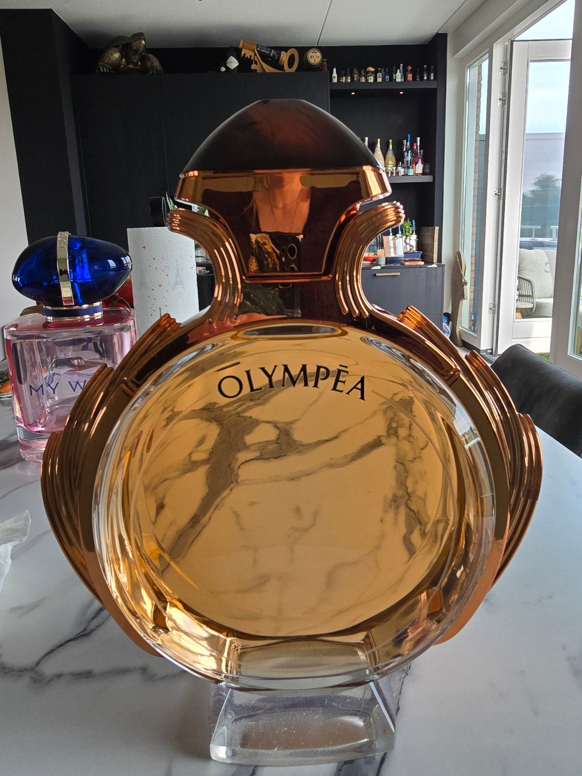 Dummy Giant Parfum Fles Olympéa 35 cm, Ophalen of Verzenden, Zo goed als nieuw