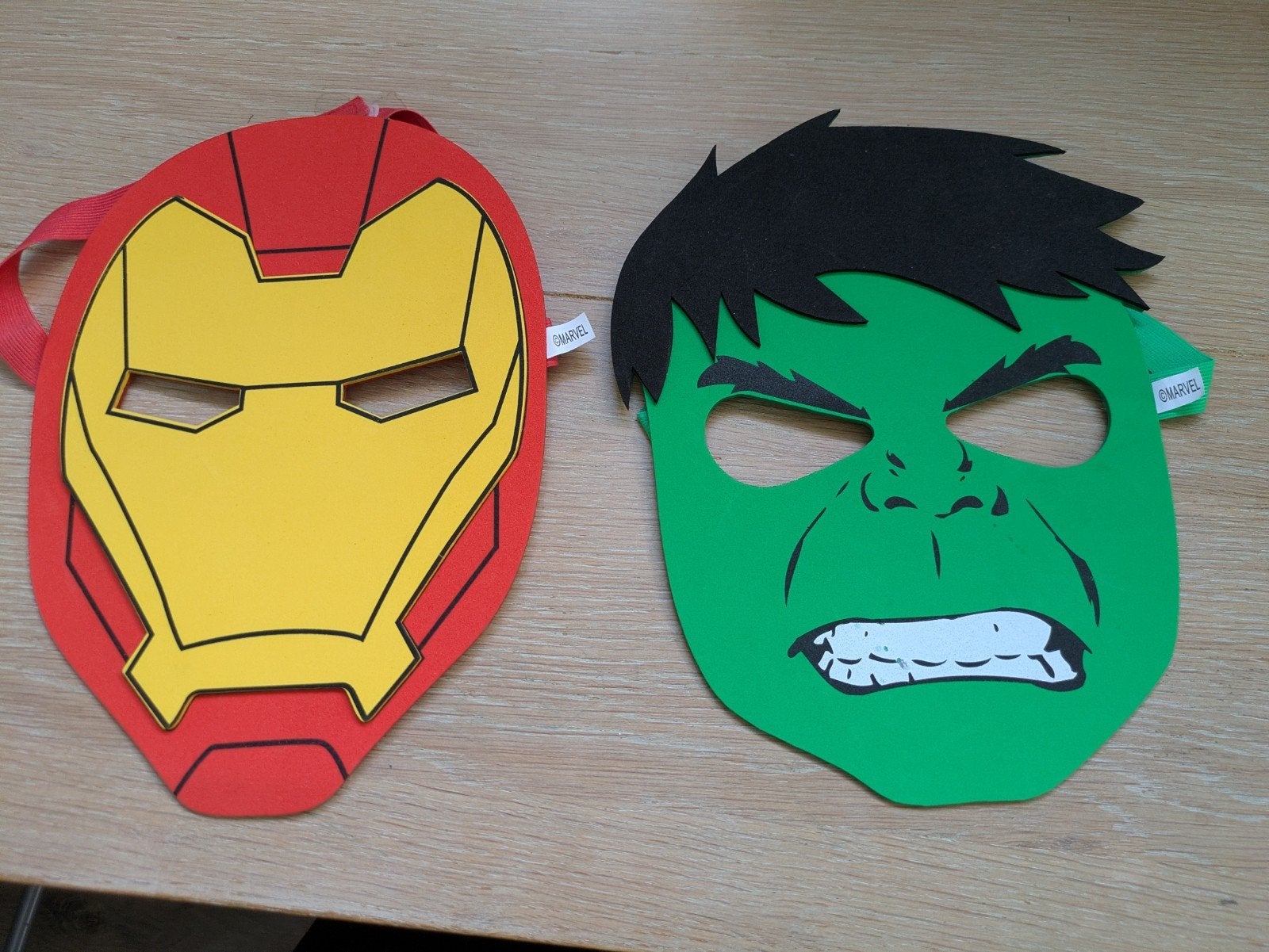 Marvel gezichtsmaskers: Iron Man en Hulk (vilt), Ophalen of Verzenden, Gebruikt, Jongen of Meisje