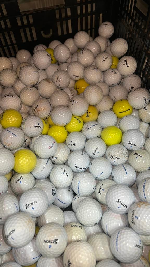 100 Stuks Srixon AD333 Golfballen, Sport en Fitness, Golf, Ophalen of Verzenden, Zo goed als nieuw, Bal(len)