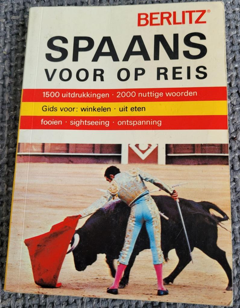 Spaans voor op reis berlitz español spaanse taal, Ophalen of Verzenden, Zo goed als nieuw