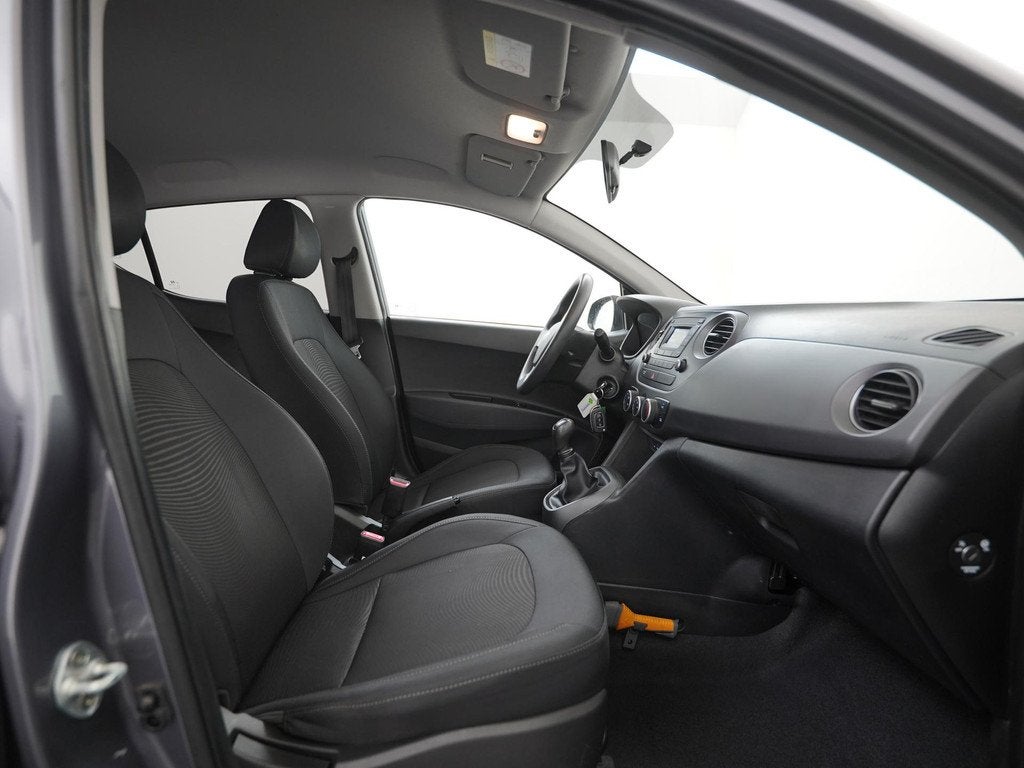 Hyundai i10 1.0i i-Motion | Trekhaak | Airco | Zondag Open!, Voorwielaandrijving, Stof, Gebruikt, 31 €/maand