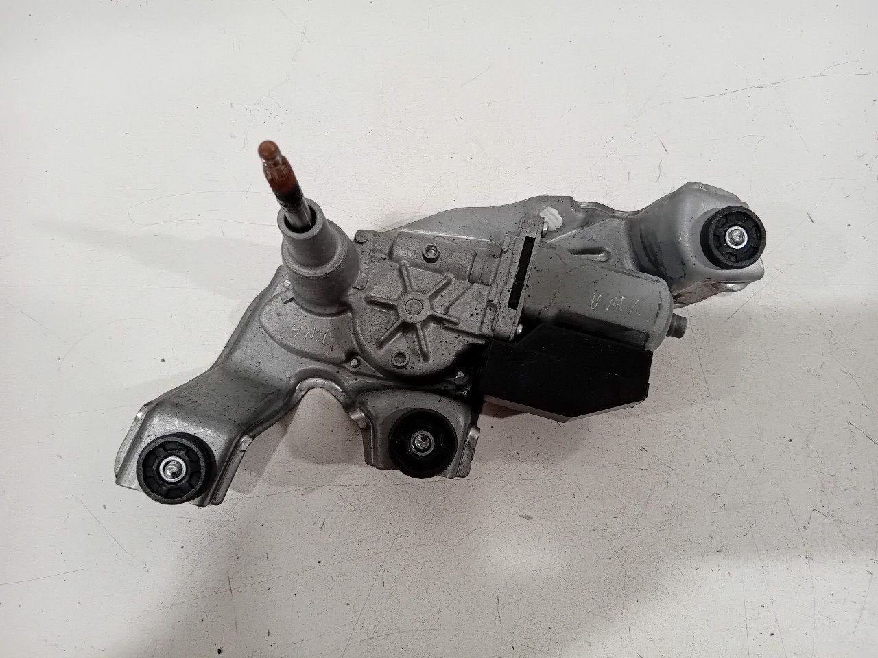 Ruitenwissermotor achter Toyota Auris, Onderdelen@venauto.nl, Van der Ven Autorecycling B.V., Gebruikt, Ettenseweg 76, 4706 PB Roosendaal, The Netherlands