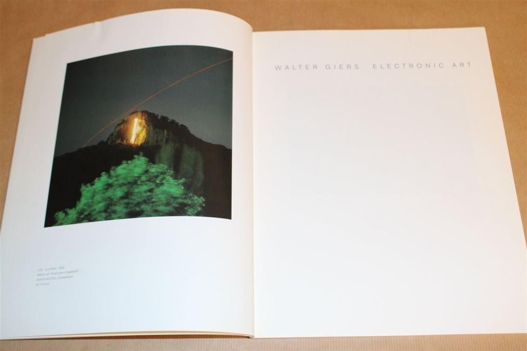 Walter Giers — Electronic Art — Catalogus [1997], Ophalen of Verzenden, Zo goed als nieuw