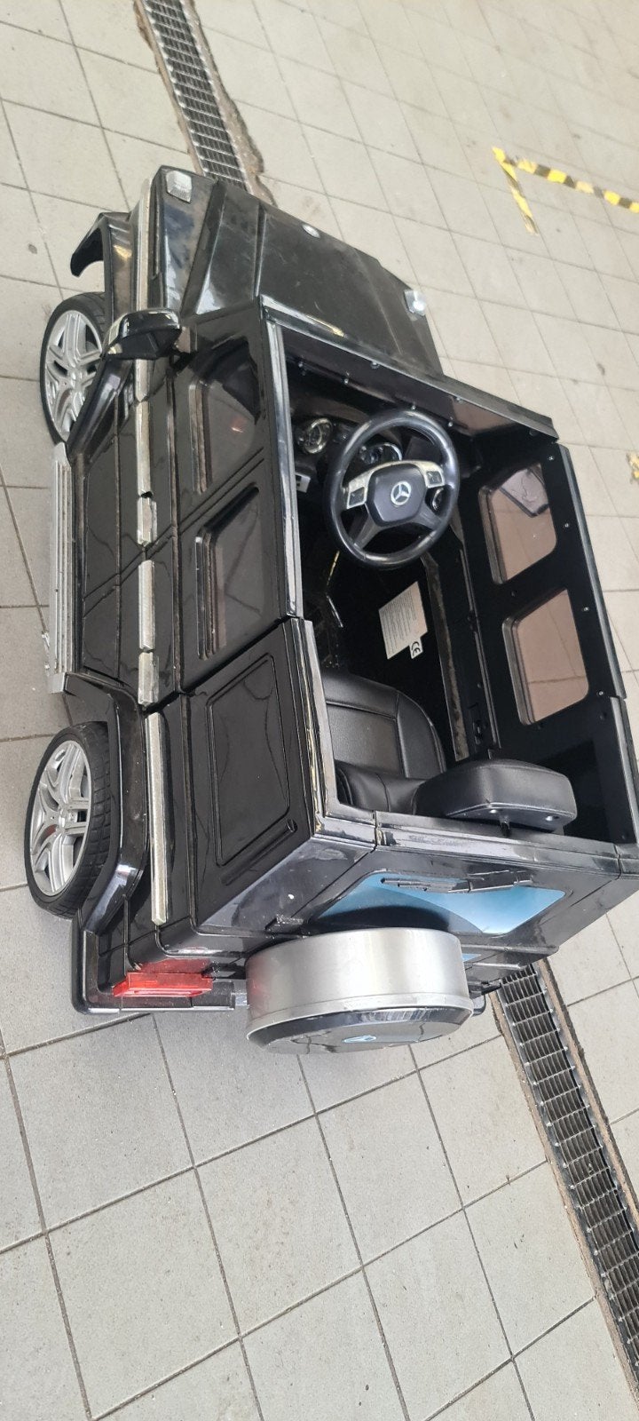 Elektrische kinderauto Mercedes G-Klasse zwart, Kinderen en Baby's, Speelgoed | Buiten | Voertuigen en Loopfietsen, Ophalen, Gebruikt