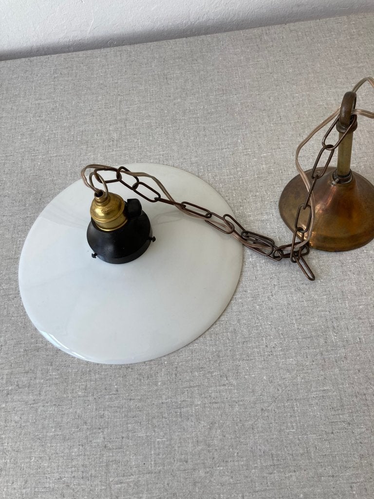 Vintage hanglamp met melkglas kap van opaline, Ophalen of Verzenden, Zo goed als nieuw, Glas, Art Deco