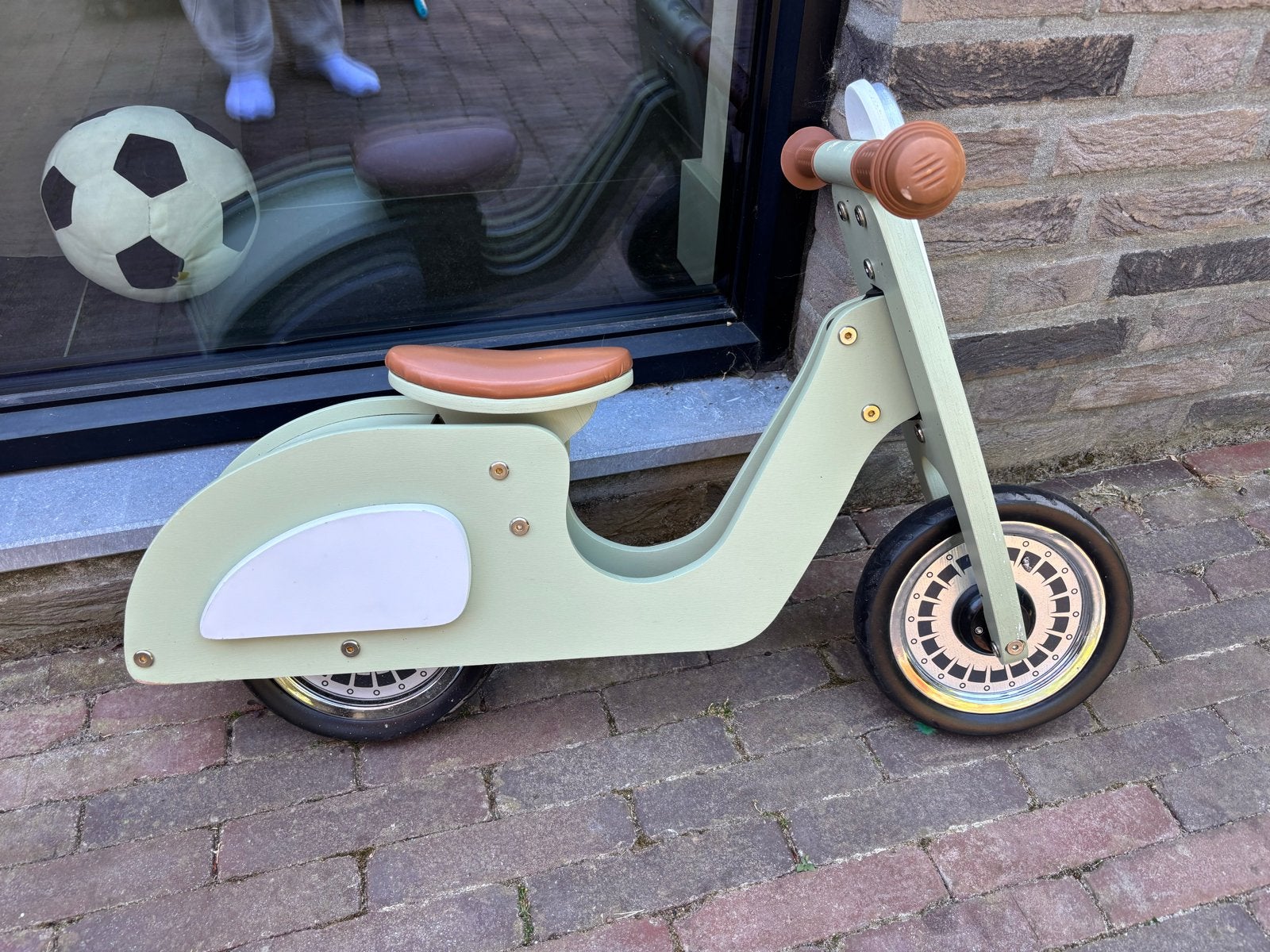 Bandits and Angels loopscooter in hele goede staat, Kinderen en Baby's, Speelgoed | Buiten | Voertuigen en Loopfietsen, Ophalen