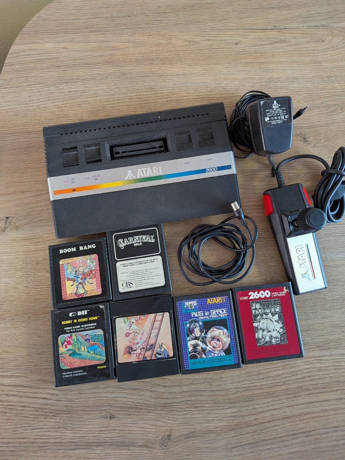 Atari 2600 Junior – complete set 
Mooie vintage Atari 2600, Spelcomputers en Games, Ophalen, Gebruikt, Atari 2600