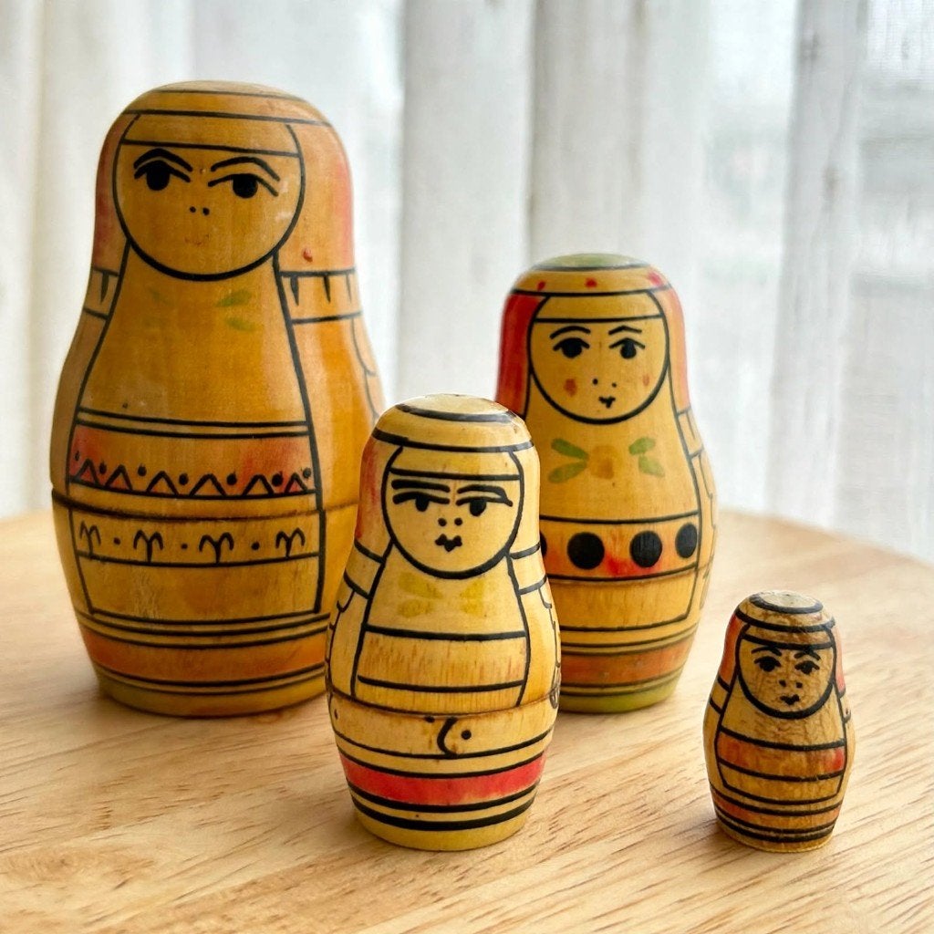 Vintage Houten Matroesjka Set 4-delig - Egyptische Folk Art, Ophalen of Verzenden, Zo goed als nieuw