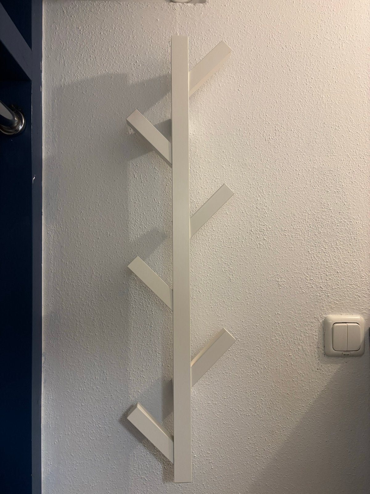 Witte wandkapstok in boomvorm, Zo goed als nieuw, 150 tot 200 cm, Hout, Ophalen