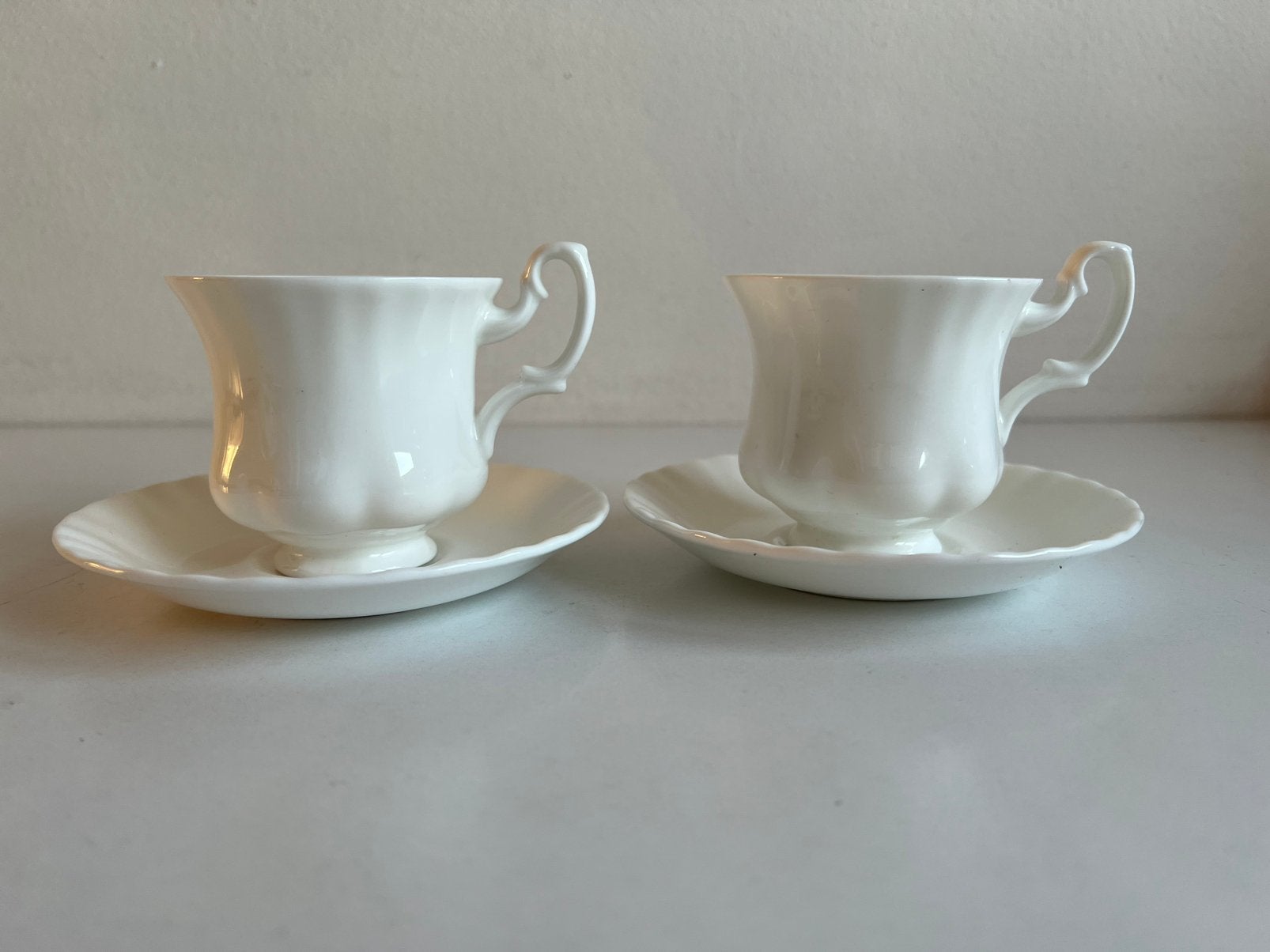 2x Royal Albert Reverie dames kop en schotel, Huis en Inrichting, Keuken | Servies, Klassiek, Nieuw, Ophalen of Verzenden, Kop(pen) en/of Schotel(s)