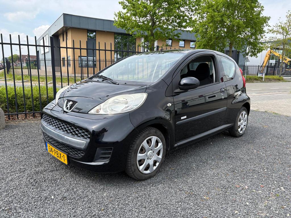 Peugeot 107 1.0-12V Millesim 200 | AIRCO (bj 2011), Voorwielaandrijving, Euro 5, Stof, Gebruikt