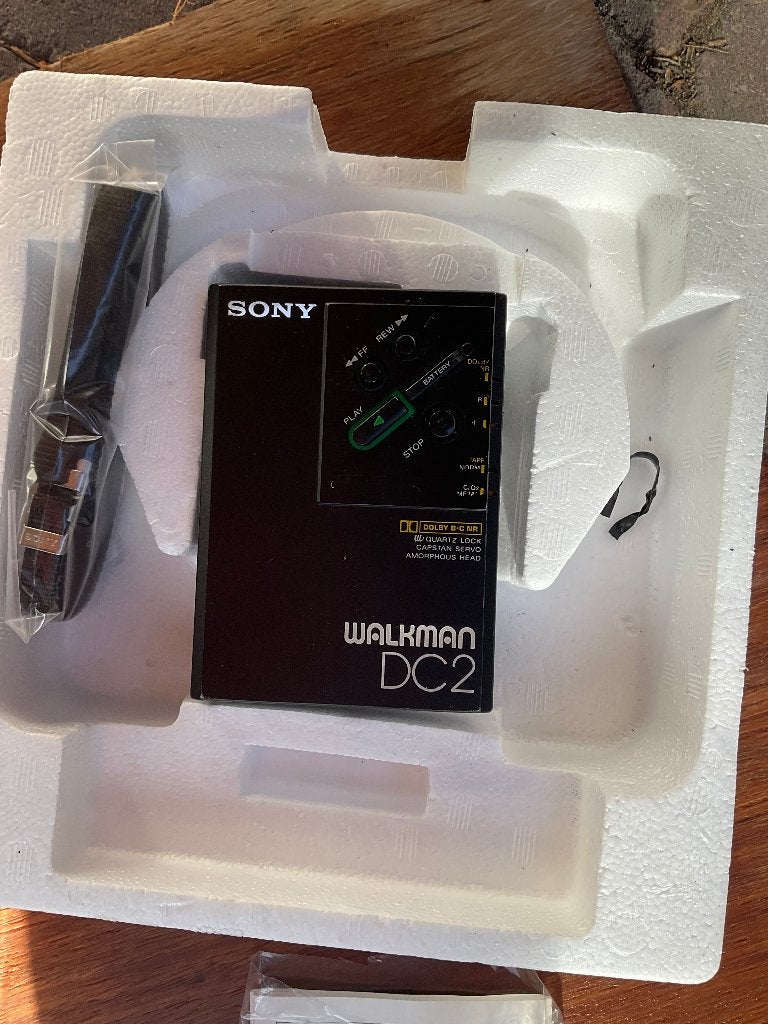 Te koop Sonu Walkman WM-DC2 Nieuw, Ophalen of Verzenden, Walkman