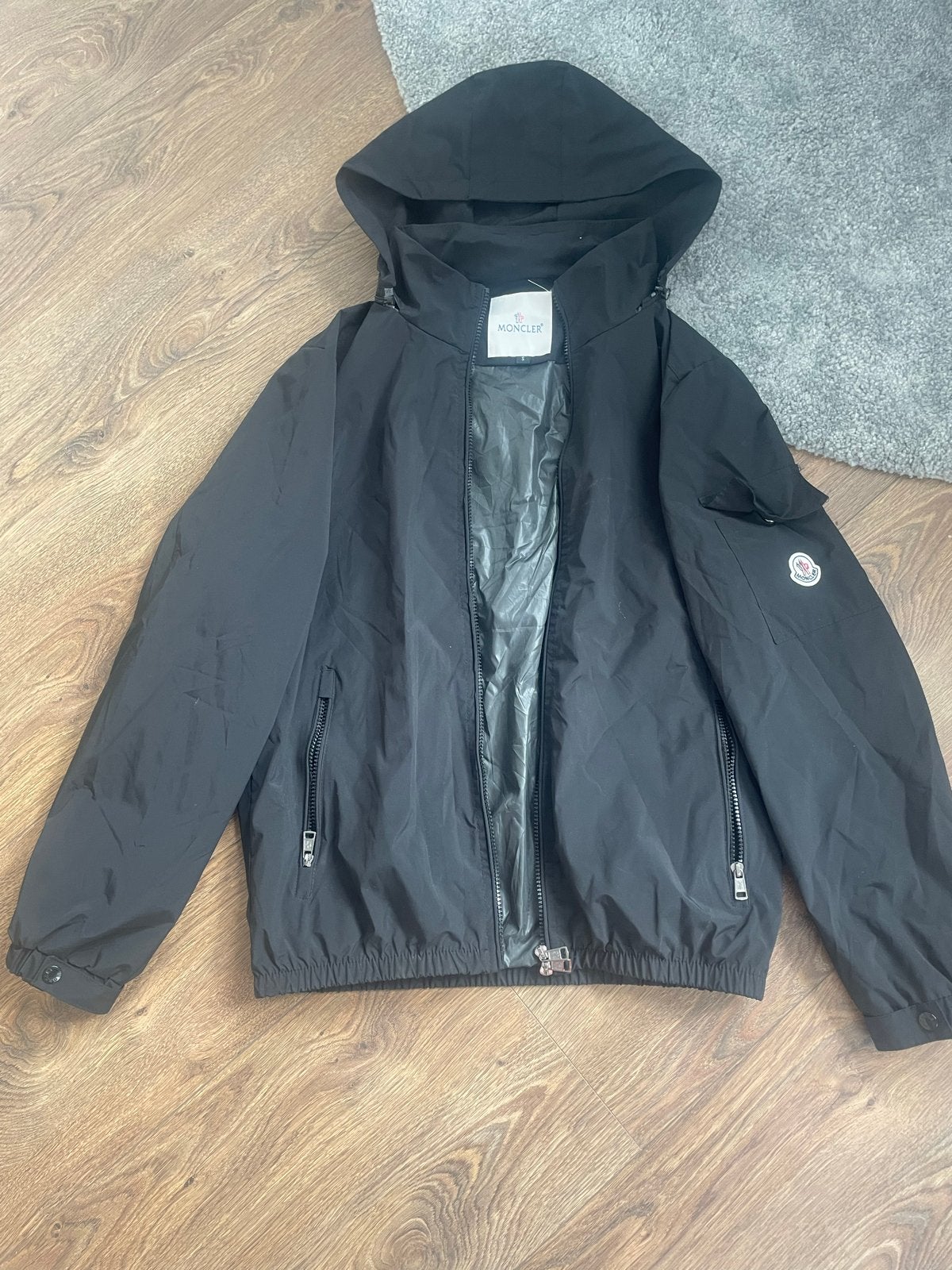 Moncler jas maat S, Verzenden, Zo goed als nieuw, Maat 46 (S) of kleiner, Zwart