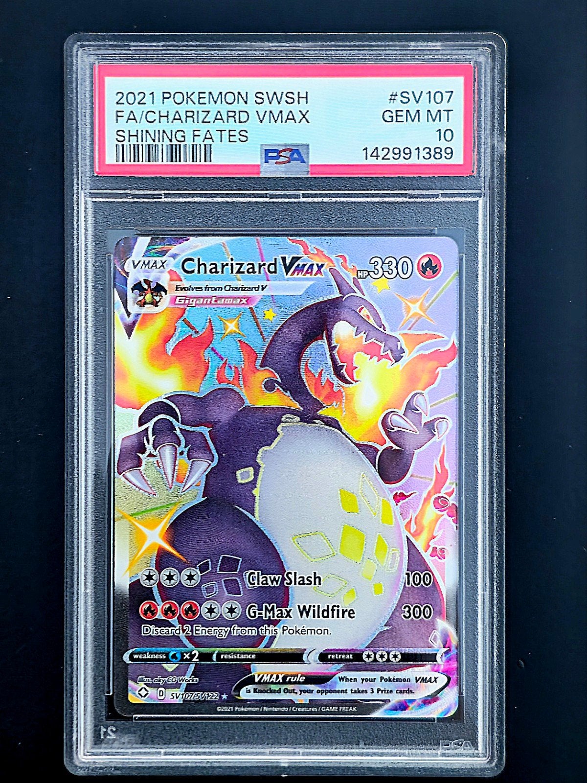 Charizard VMAX (SHF SV107), Ophalen of Verzenden, Zo goed als nieuw, Losse kaart, Foil