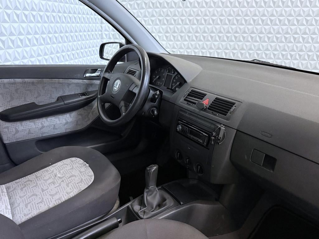Skoda Fabia 1.4 Comfort / Cruise Control 5-deurs én APK (20, Voorwielaandrijving, 450 kg, Gebruikt, 4 cilinders