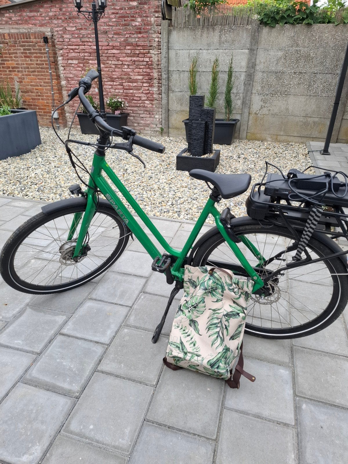 Elektrische dames fiets met fietstas, 51 tot 55 cm, Ophalen of Verzenden, Zo goed als nieuw, Sparta