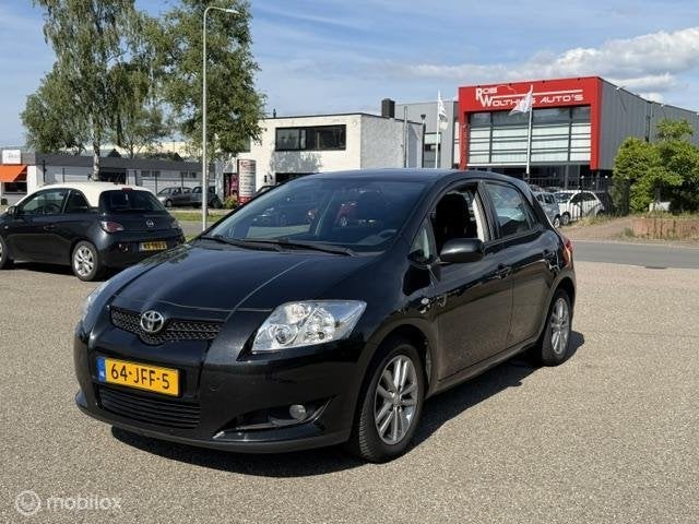 Toyota Auris 1.6 Aspiration, Voorwielaandrijving, Gebruikt, Zwart, 4 cilinders