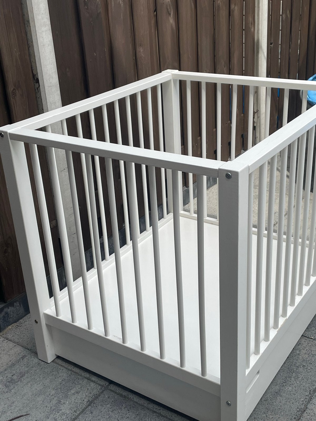Gratis baby box - stevig en functioneel, Ophalen of Verzenden, Gebruikt, Vierkant