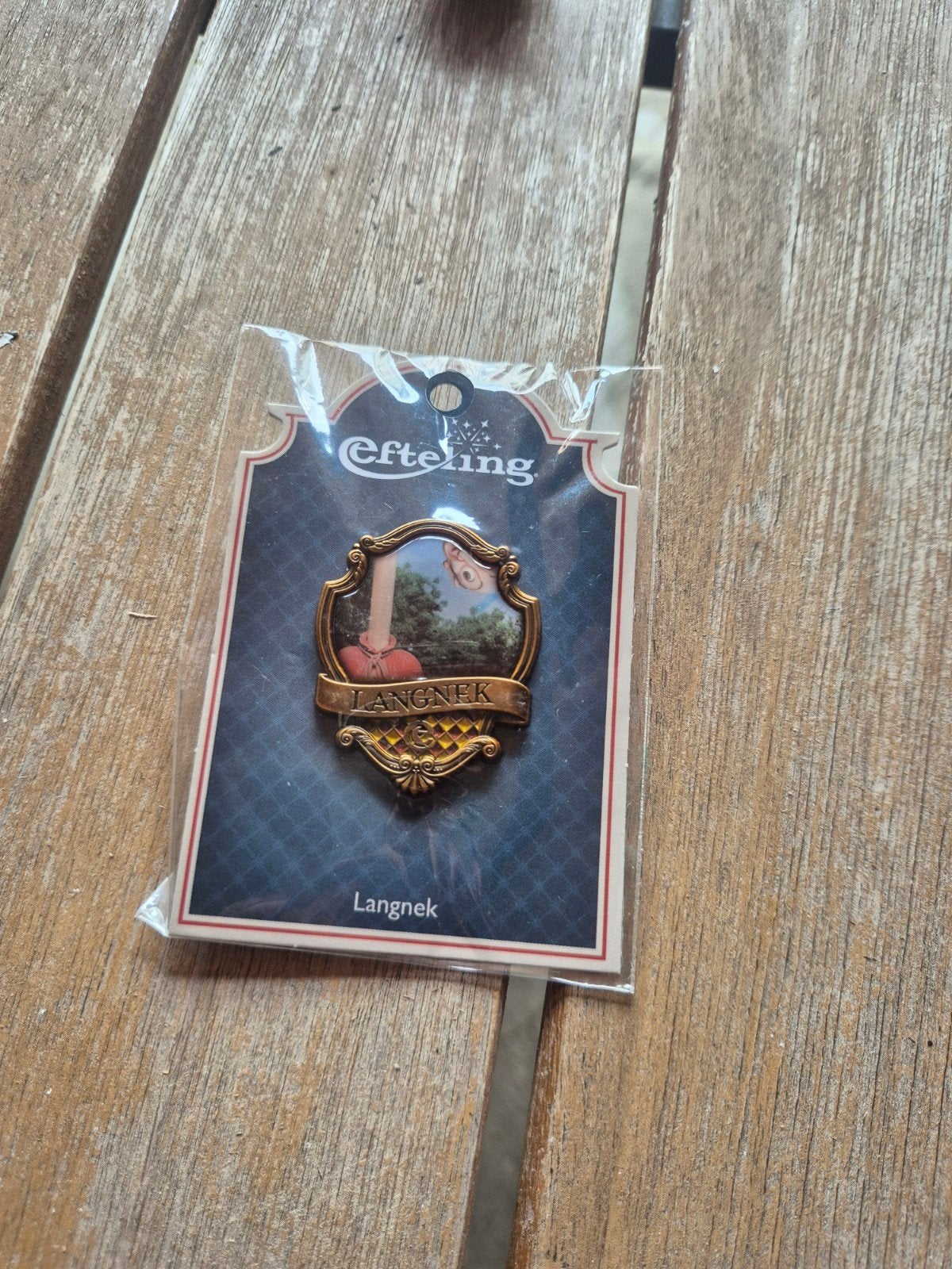 Efteling Pin Langnek, Verzamelen, Ophalen of Verzenden, Zo goed als nieuw, Button of Speldje