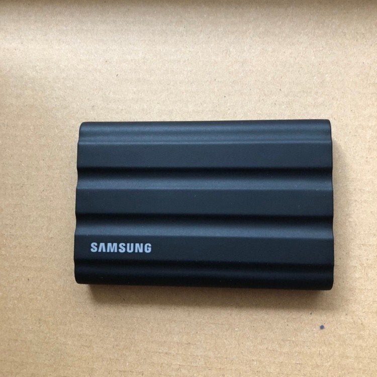 Samsung - T7 Shield Portable SSD - 2TB - 1050 Mbit/s, 2TB, SSD, Nieuw, Ophalen of Verzenden