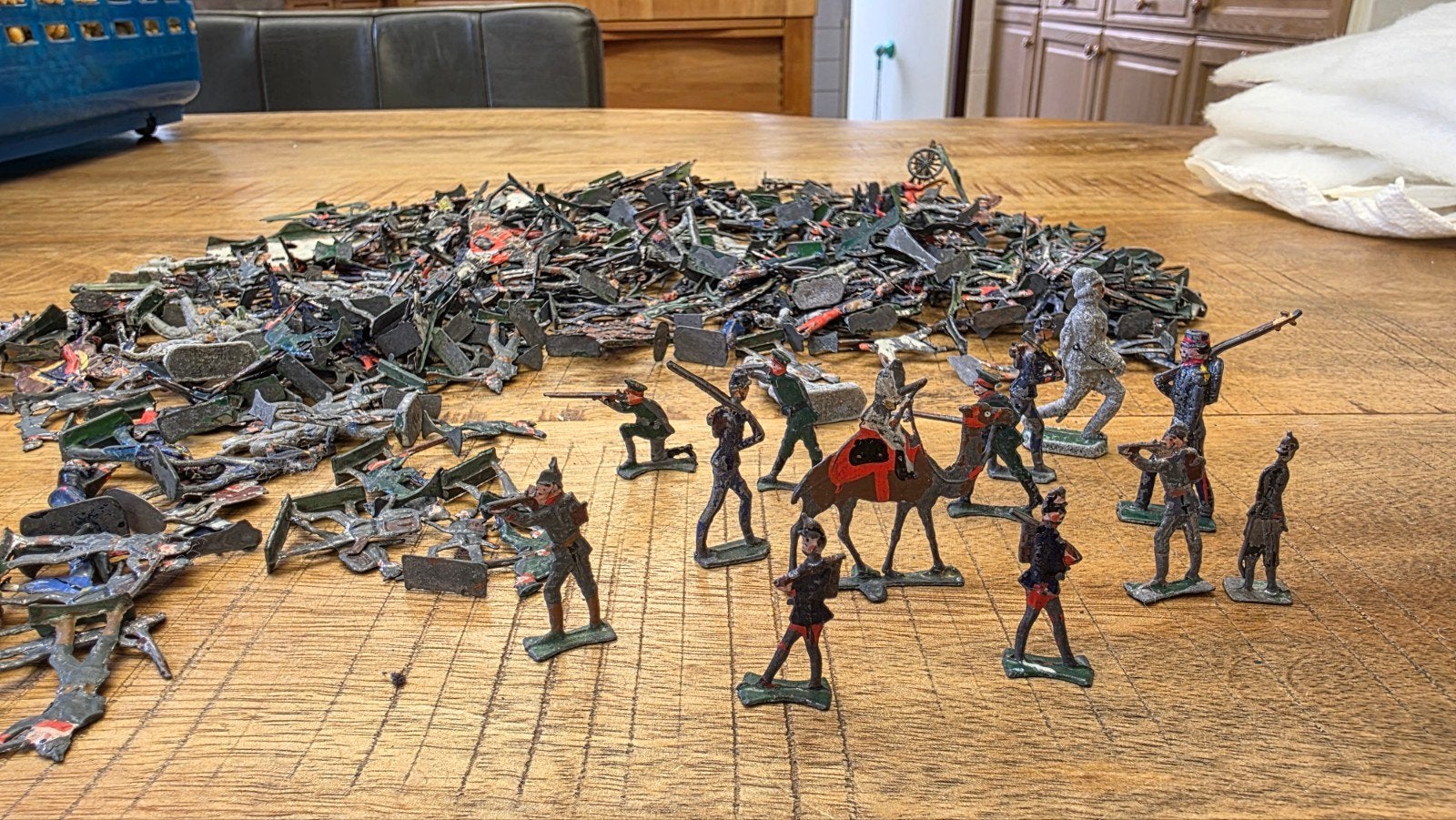 zeker 500 antieke tinnen soldaatjes, Antiek en Kunst, Verzenden