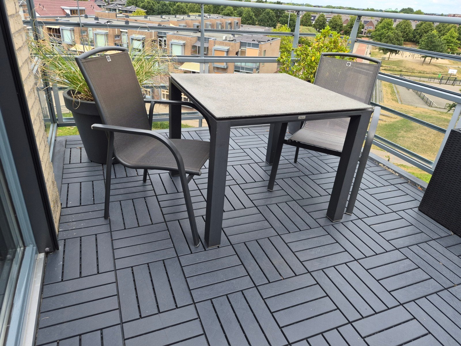 Tuintafel met stenen blad en 2 aluminium stoelen (90x90), Aluminium, Zo goed als nieuw, Tuinset, Eettafel